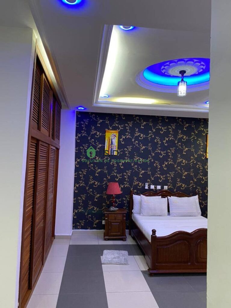 Appartement/studio meublé haut standing à louer makepe