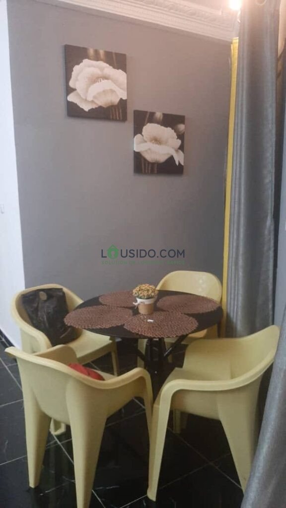 APPARTEMENTS MEUBLÉS à LOGPOM