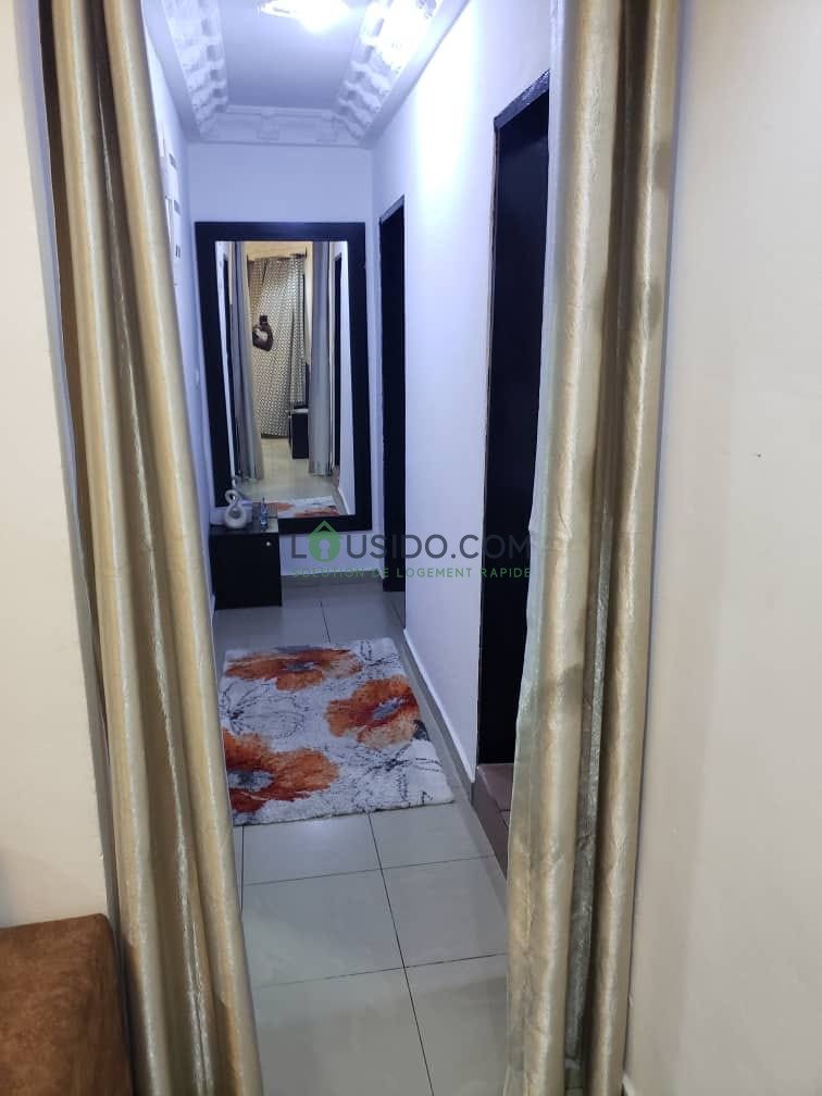 APPARTEMENT MEUBLÉ Situé à Makepe happy sport