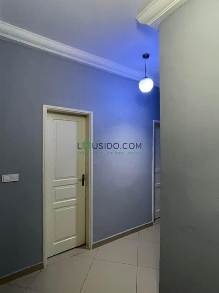 APPARTEMENT MEUBLÉ Bonamoussadi, Denver