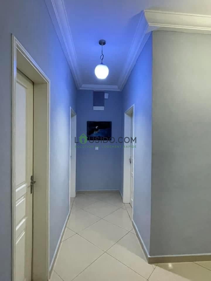 APPARTEMENT MEUBLÉ Bonamoussadi, Denver