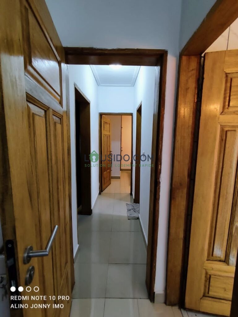 APPARTEMENT MEUBLÉ Situé à Ndogbong bifaga