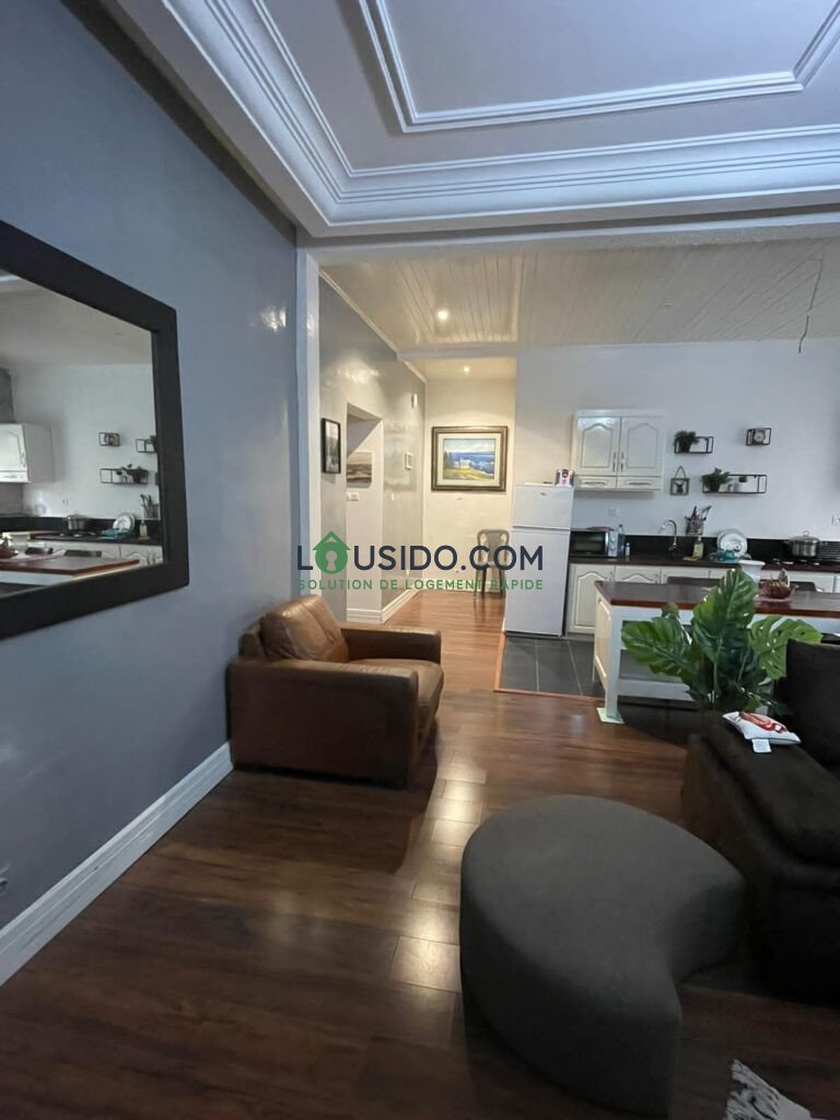 STUDIO MEUBLÉ HAUT STANDING Bonamoussadi, Santa Barbara