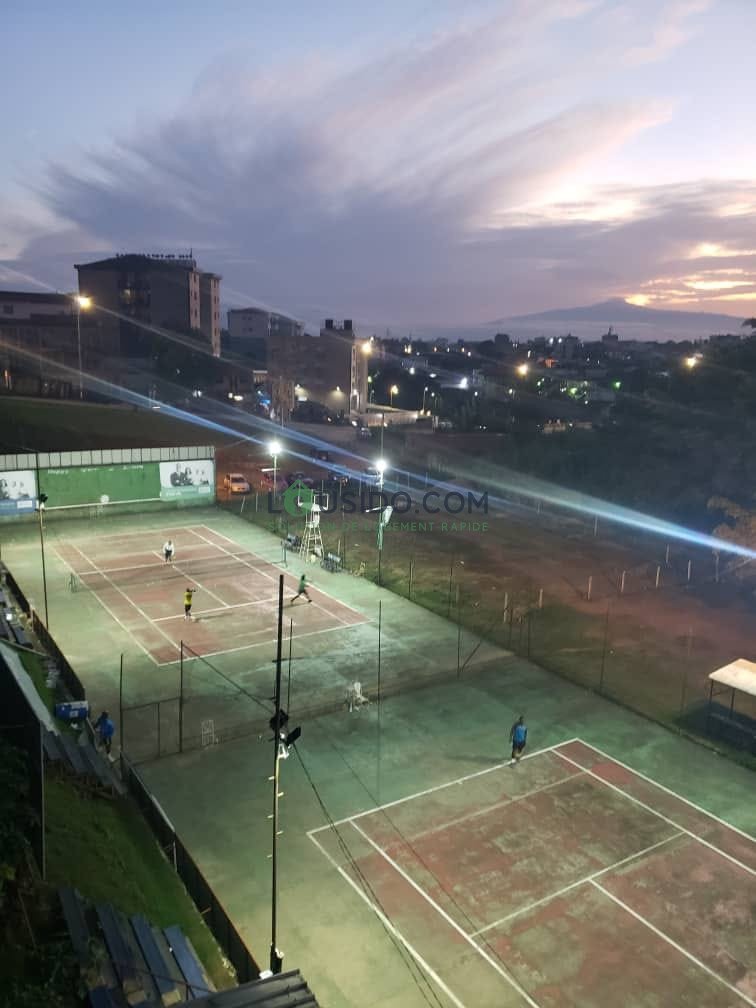 APPARTEMENT MEUBLÉ Situé à Makepe happy sport