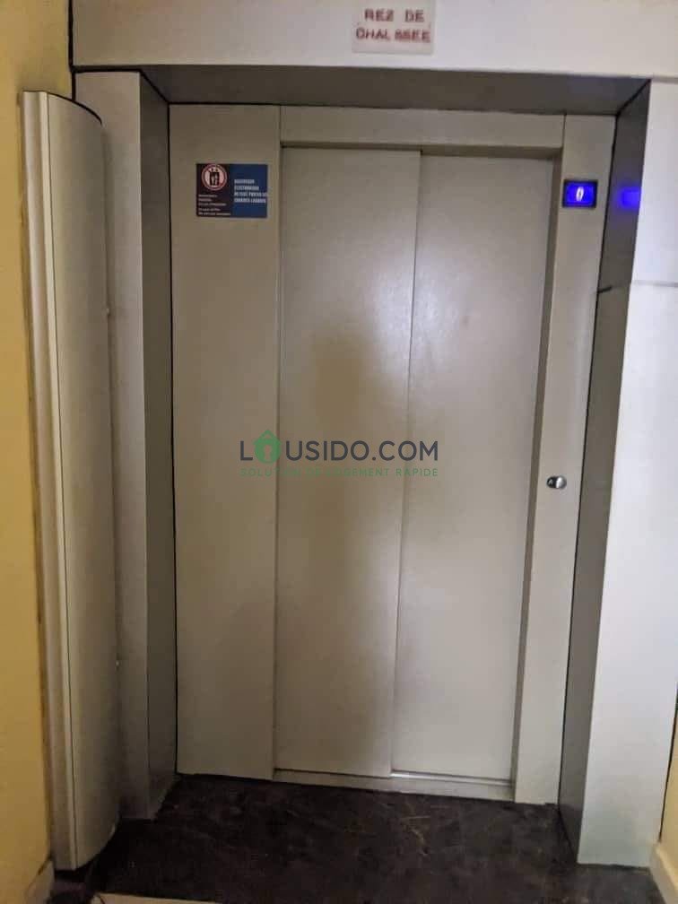 Appartement meublé de luxe Bastos