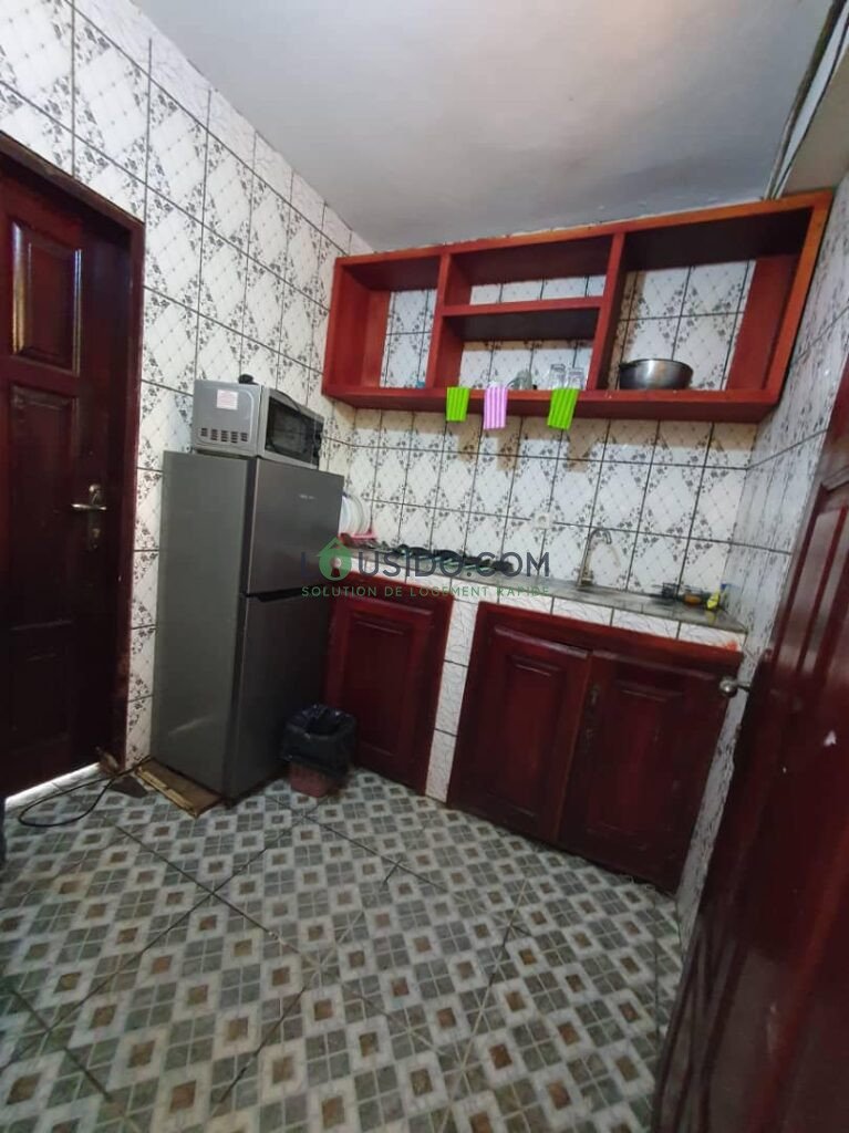 Studio meublé a louer Yaounde Ekounou