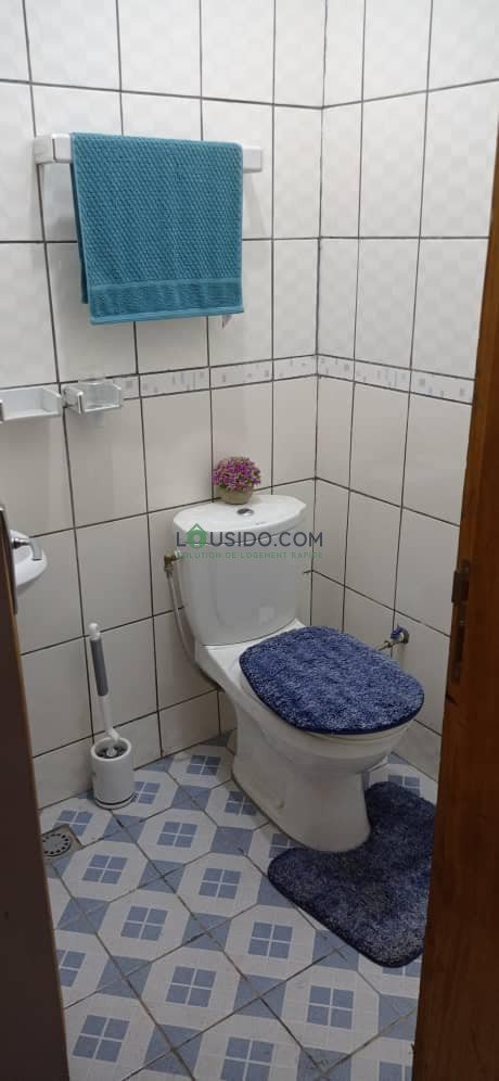 Appartement et studio meublé a Douala