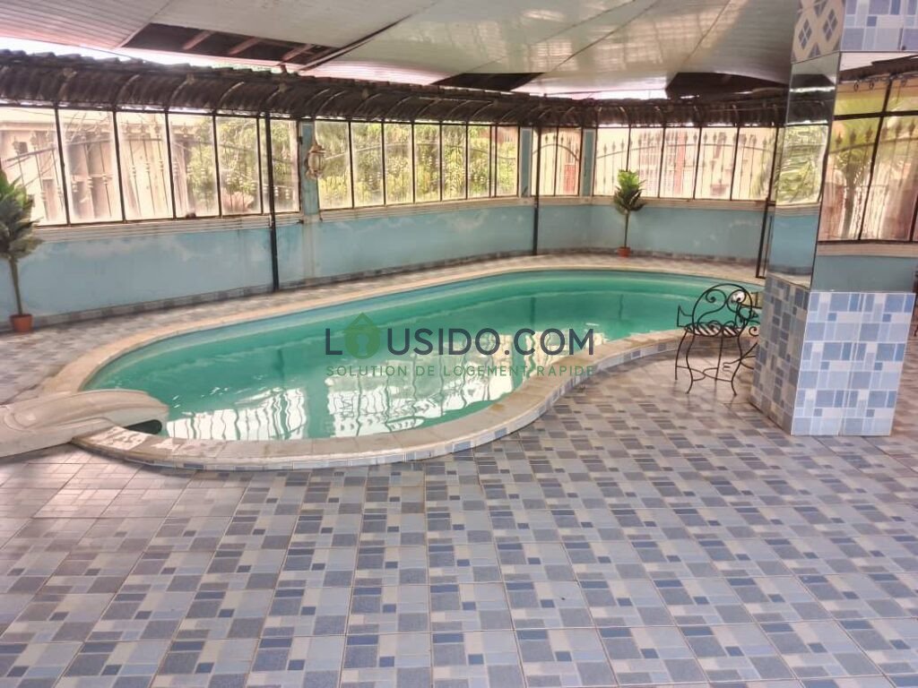 Appartement meublé avec piscine à bastos