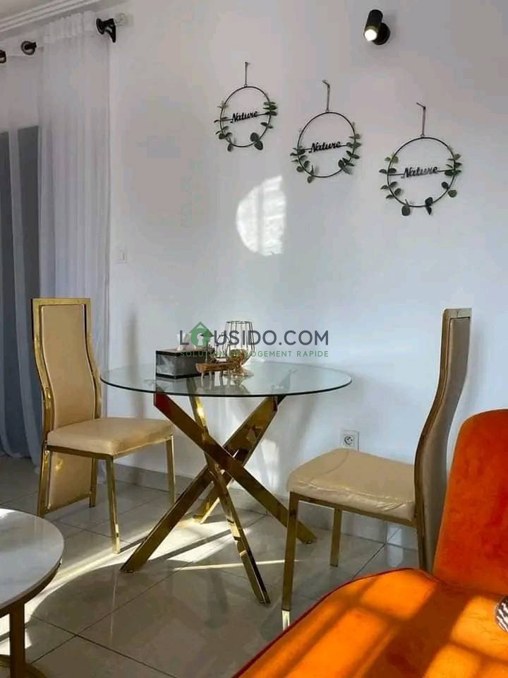 Studio meublé a louer Douala Bonapriso