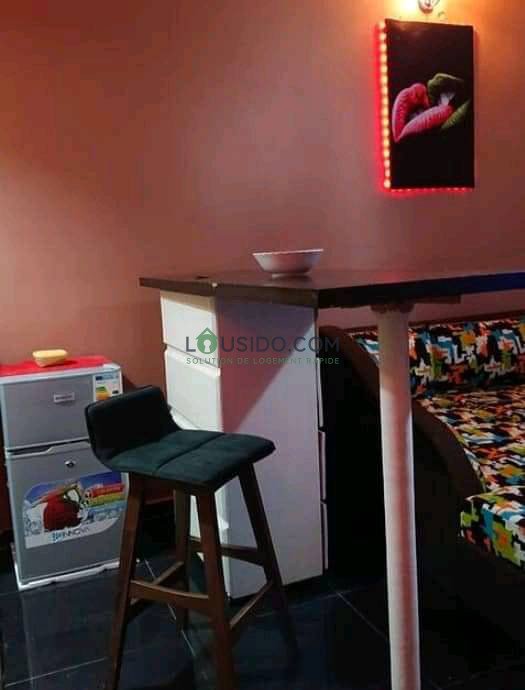 Vos studio meublés dans la ville de Yaoundé, disponibles 24h/24.