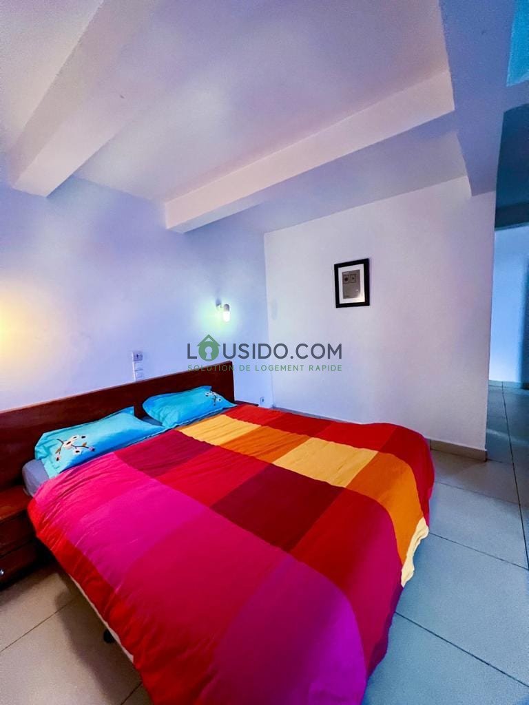 Studio meublé disponible, Douala