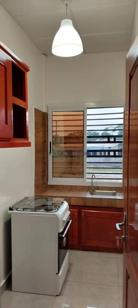 Appartement Meublé à Kribi, Dombe sous-préfecture