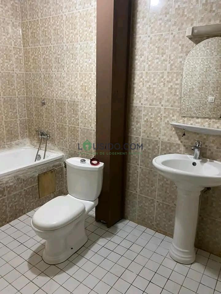 Appartement meublé Yaoundé en bourdure de route