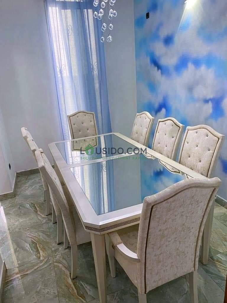 appartement meublé Yaoundé piscine disponible