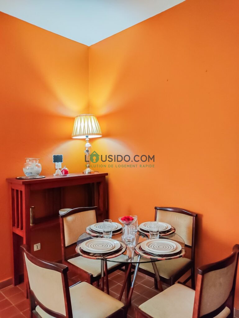 Appartement meublé à Santa barbara Bonamoussadi