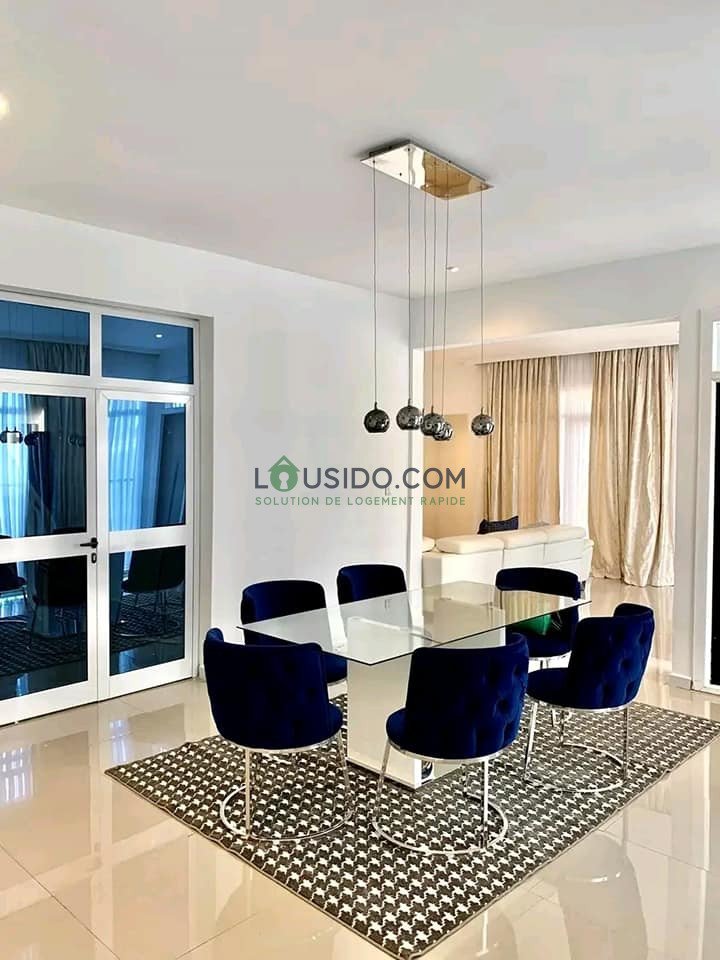 MAGNIFIQUE VILLA MEUBLÉ AVEC PISCINE