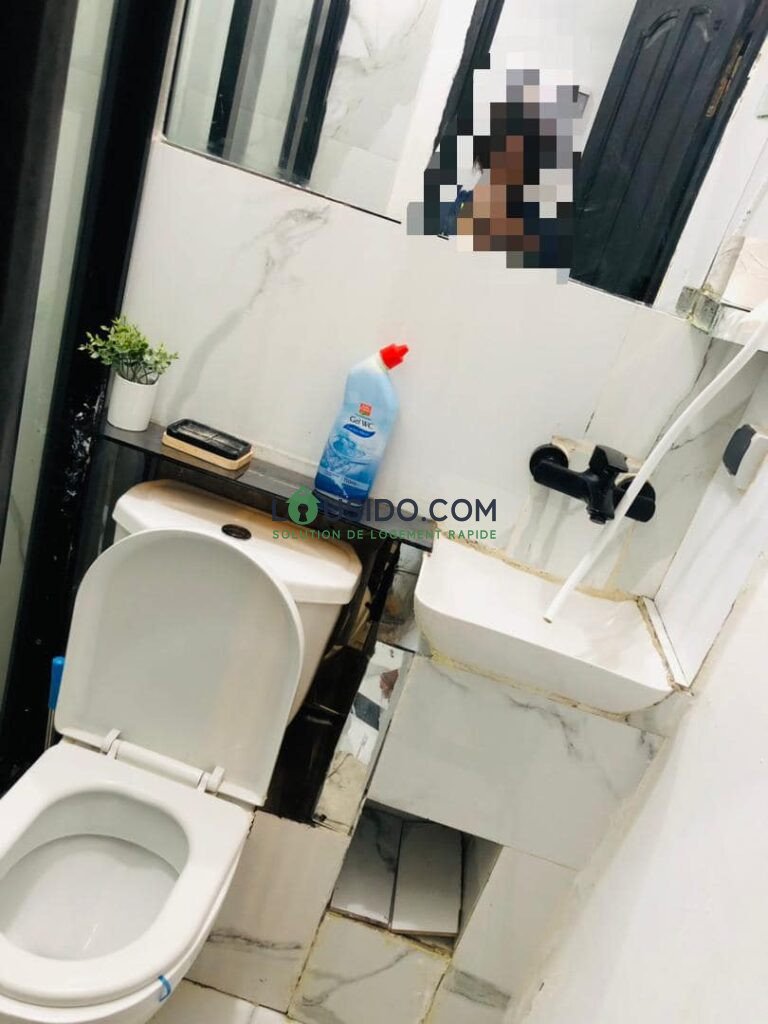 Appartement meublé de deux chambres au quartier Bastos