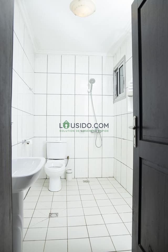 Appatement meuble a louer a Yaoundé omnisport