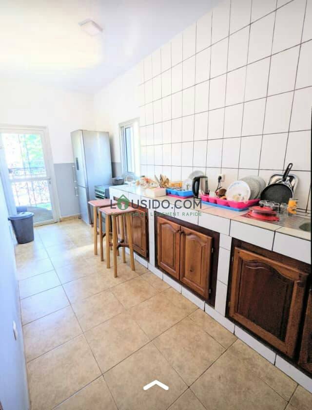 Appartement Meublé situe a Yaoundé - Mendong