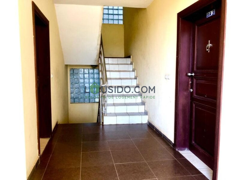 Appartement meublé avec 3 chambre a louer, Yaoundé