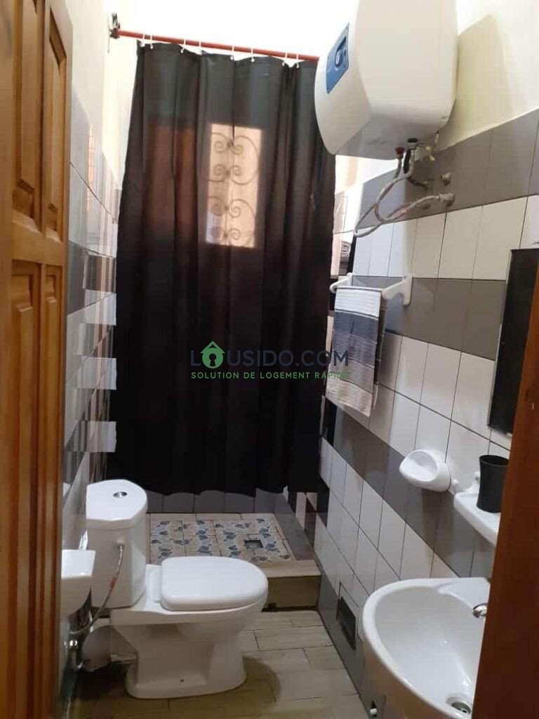 Studio meublé a louer, Yaounde