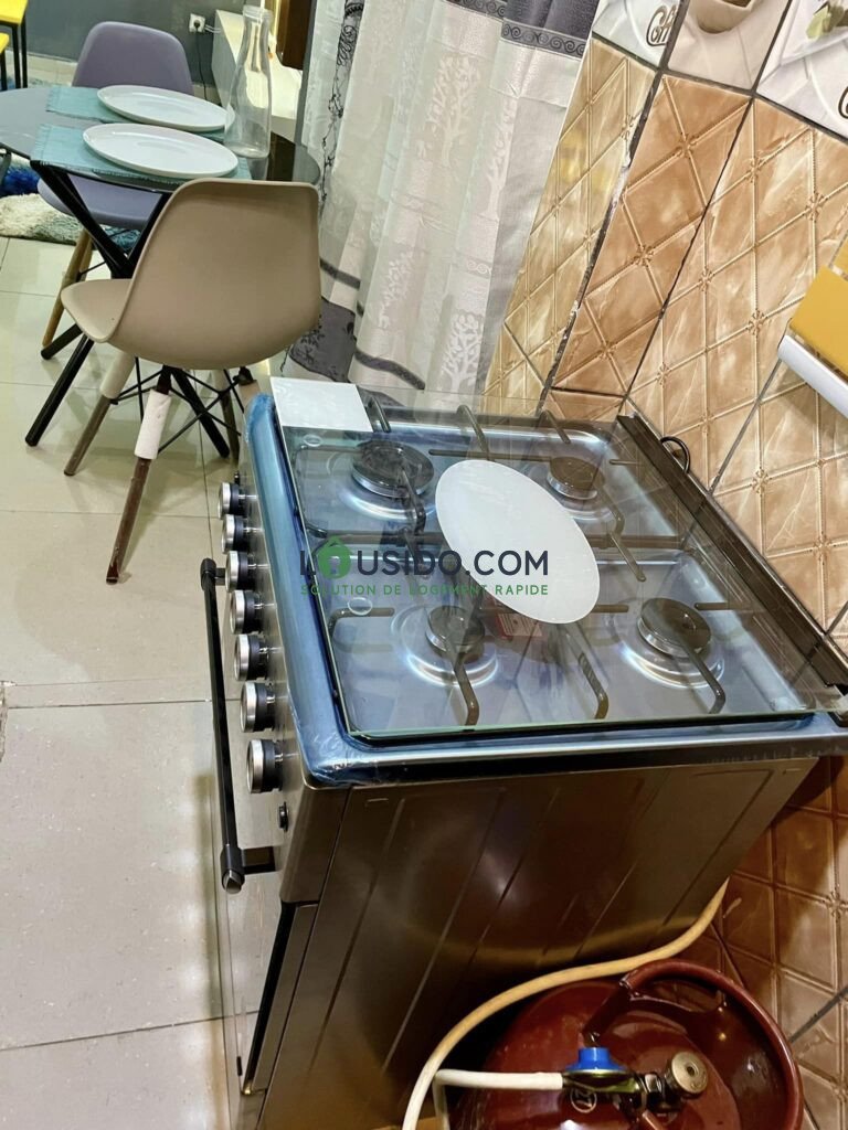 Studio Meublé a Bastos