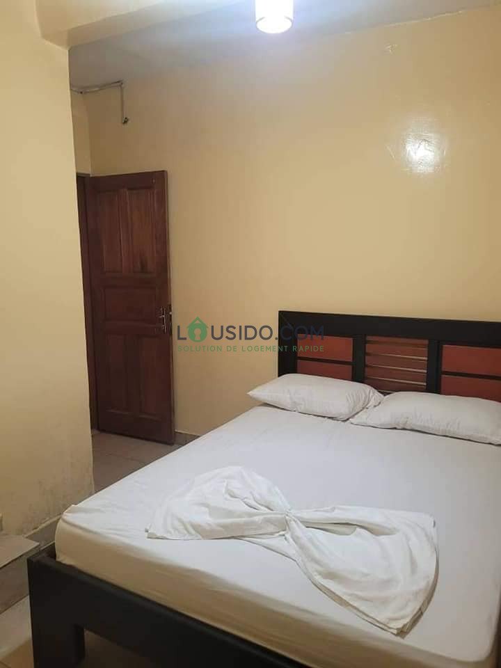 Appartement meublé de 3 chambres à Omnisports Yaoundé