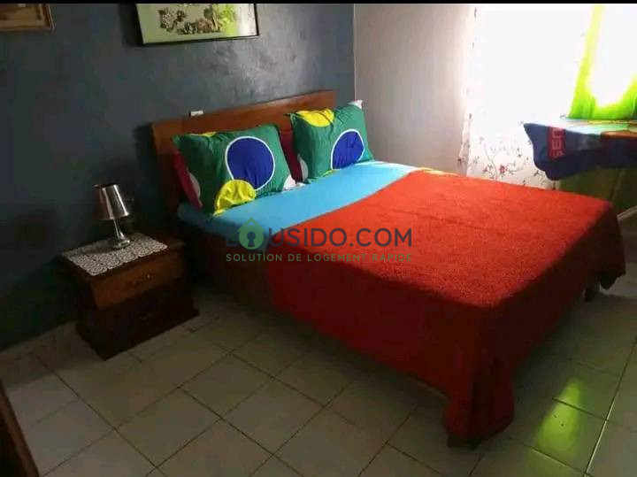 Studio meublé disponible à Yaoundé