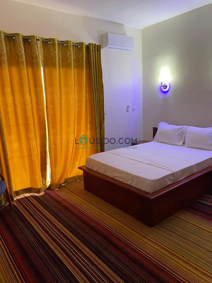 Appartements meublés de deux chambres chic