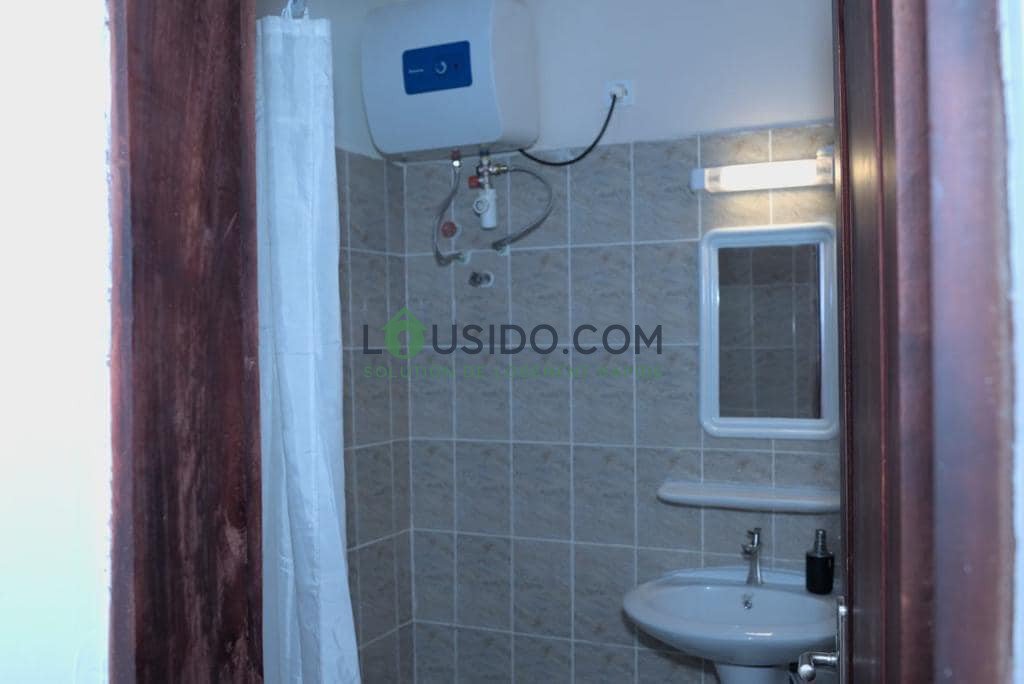 Appartement meublé situe a Yaounde