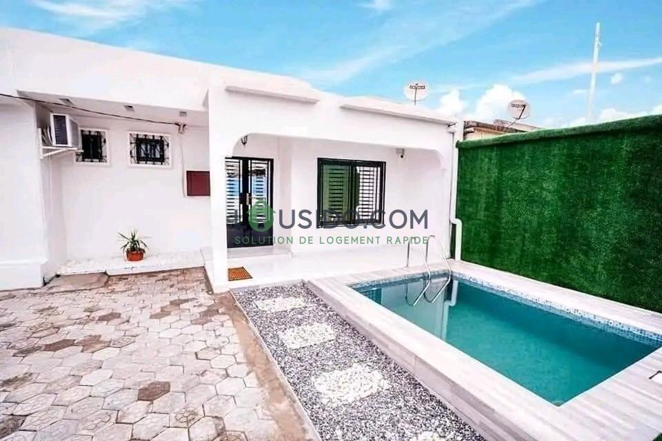 Villa Meublé situe a Makepe belavie.