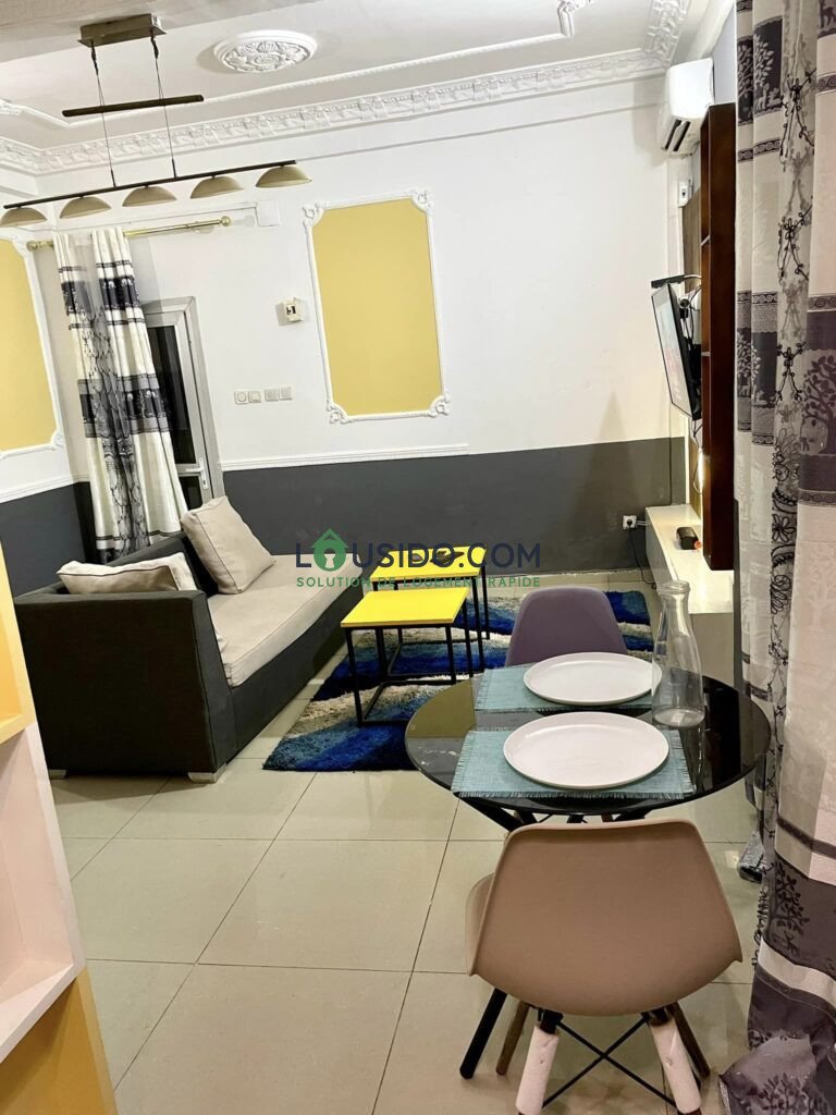 Studio Meublé a Bastos