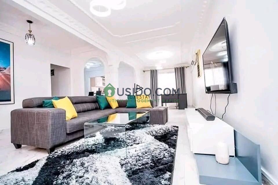 Villa Meublé situe a Makepe belavie.