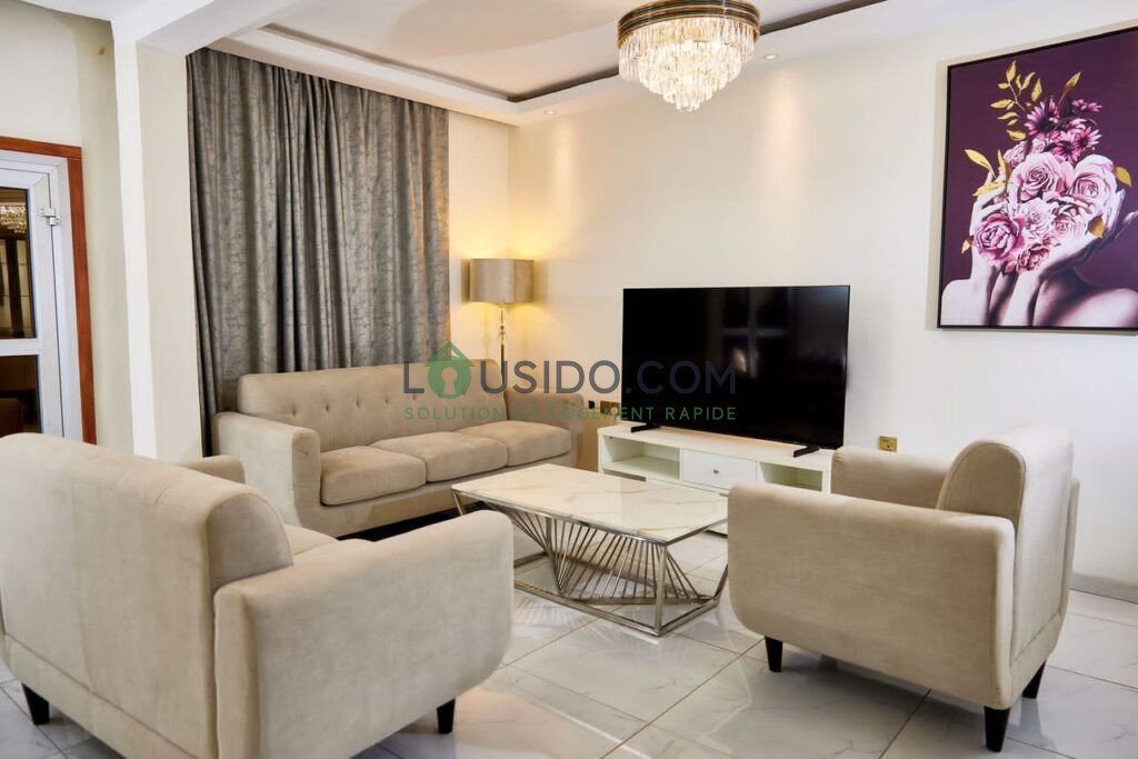 Appartement Meublé disponible à Yaoundé quartier fourgerol.