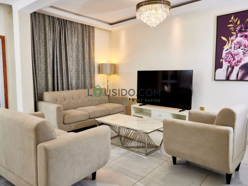 Appartement Meublé disponible à Yaoundé quartier fourgerol.