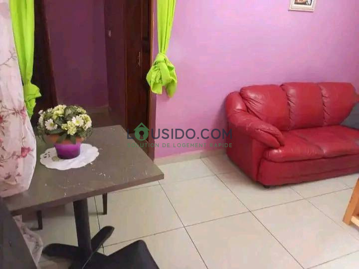 Studio meublé disponible à Yaoundé