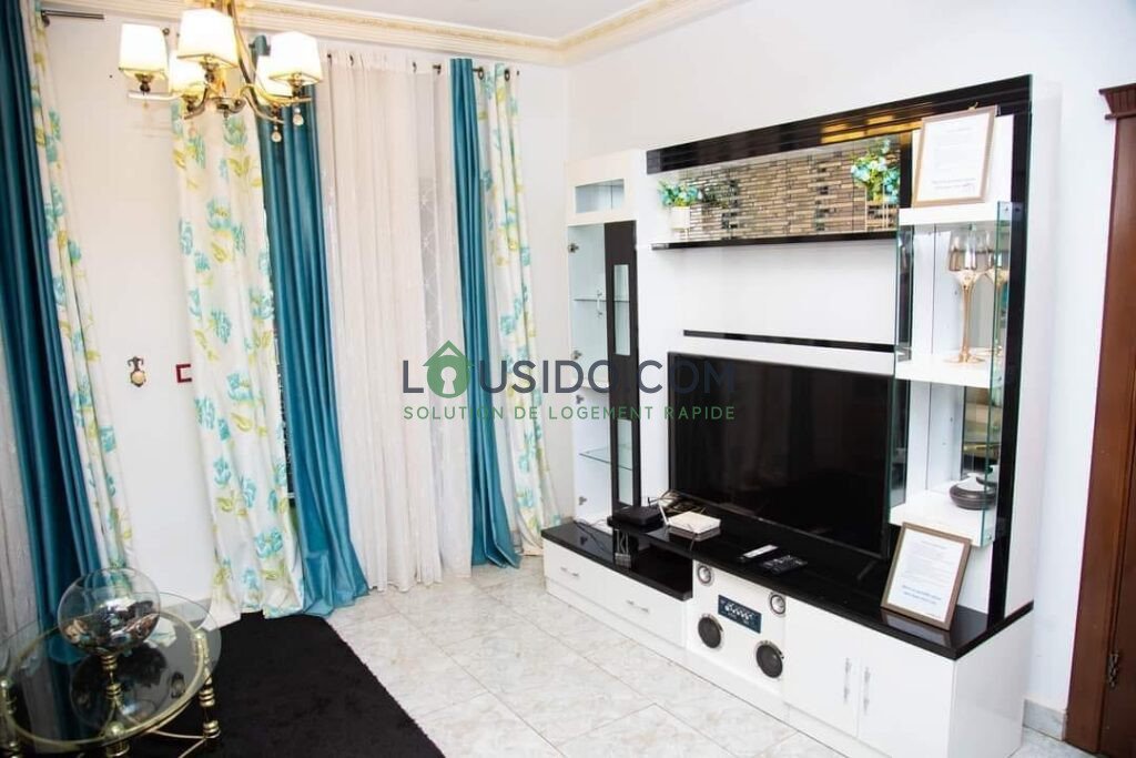 Appartement meublé situé à happy odza, Yaounde