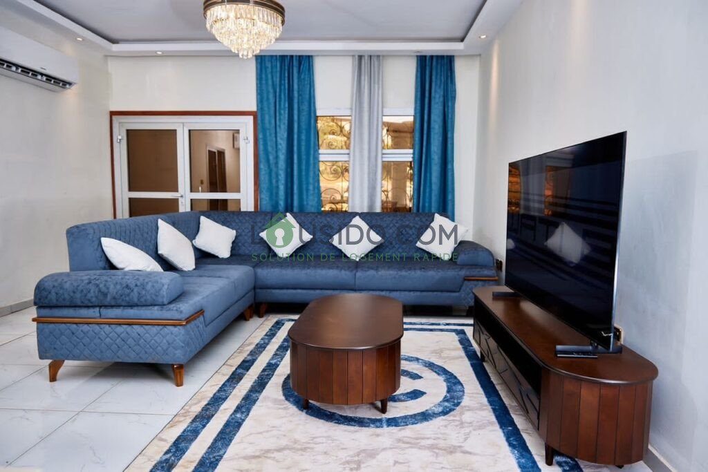 Appartement Meublé disponible à Yaoundé quartier fourgerol.