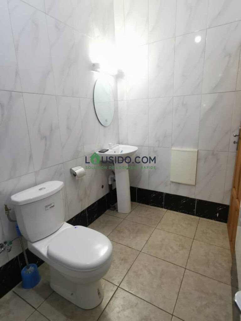 Chambre Meublé essos, Yaounde